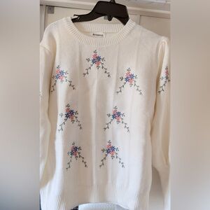 Zara White Floral Embroidered Sweater